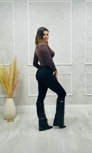 WhatsApp Image 2026-01-10 at 12.06.32 (1)